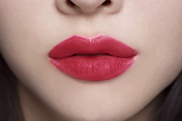 COLOR DEEP RED CRUSH Тинт-кушон для губ, цвет Красный вельвет