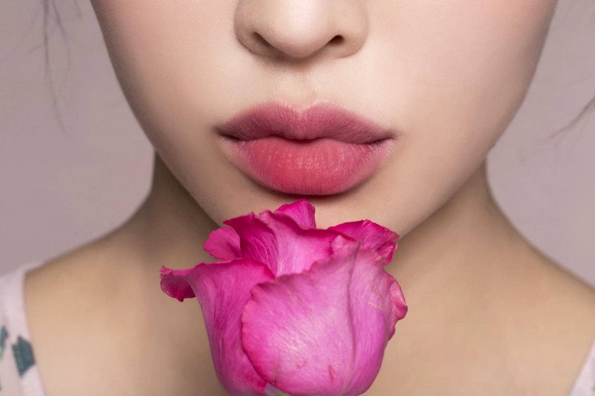 COLOR DEEP VERY MARSALA Тинт-кушон для губ, цвет Марсала роза